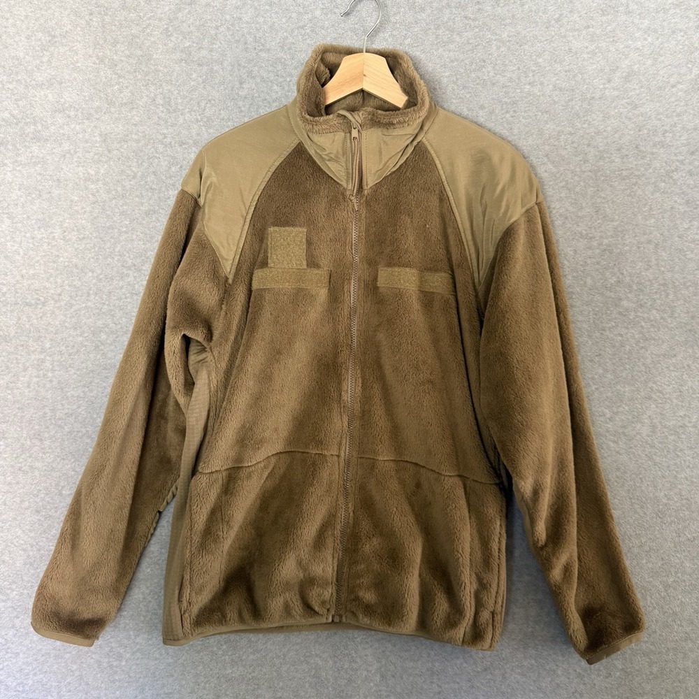 USGI Men's Army Fleece GI Gen lll Size Medium Coyote Tan PolarTec USA